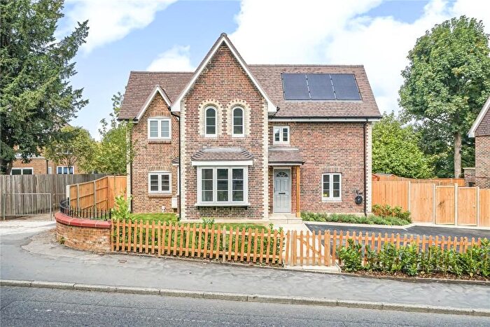 3 Bedroom Property To Rent In Epsom Road, Guildford, GU1