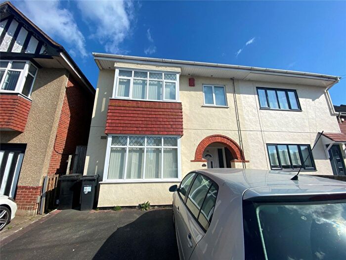 3 Bedroom Semi Detached House For Sale In Home Road, Kinson, Bournemouth, Dorset, BH11