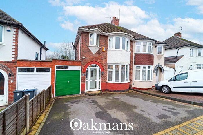 3 Bedroom Semi Detached House For Sale In West Park Avenue, Birmingham, West Midlands, B31