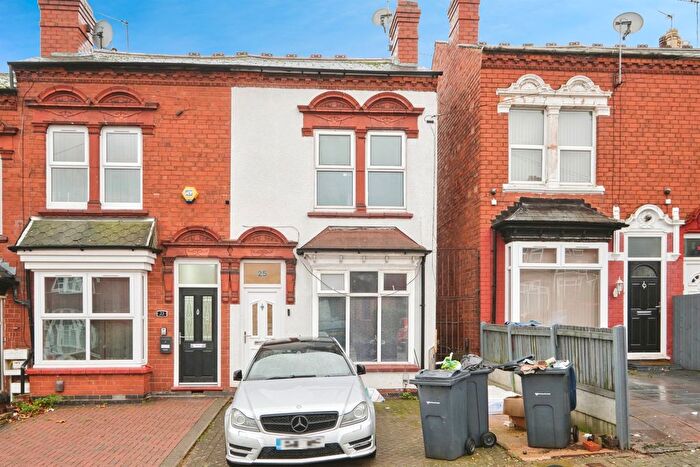 3 Bedroom End Terrace House For Sale In Ridgeway, Edgbaston, Birmingham, B17