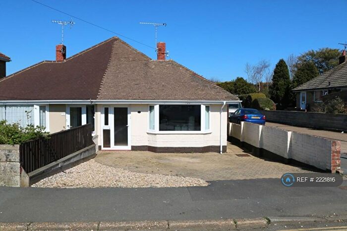 2 Bedroom Bungalow To Rent In Medeway, Sandown, PO36