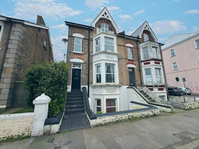 1 Bedroom Flat To Rent In Canterbury Road, Margate, CT9