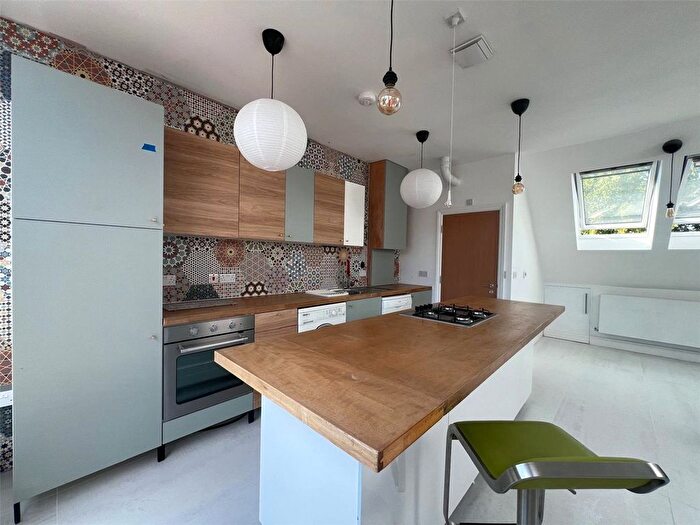 2 Bedroom Flat To Rent In Carlton Avenue East, Wembley, Middx, HA9