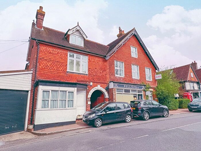 2 Bedroom Flat To Rent In Church Road, Crowborough, TN6