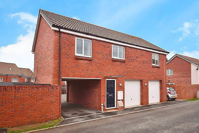 2 Bedroom Detached House For Sale In Cedar Close, Cranbrook, Exeter, EX5