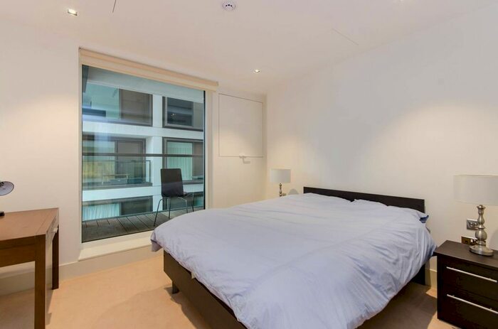 2 Bedroom Flat To Rent In Kensington, Kensington, London, W14