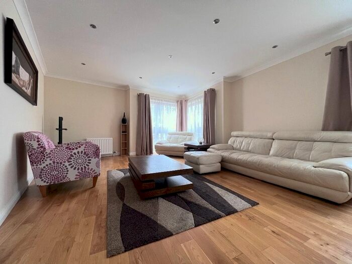 4 Bedroom Flat To Rent In South Victoria Dock Road, City Quay, Dundee, DD1