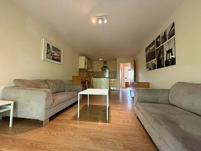 2 Bedroom Flat To Rent In Denmark Road, Manchester, M15