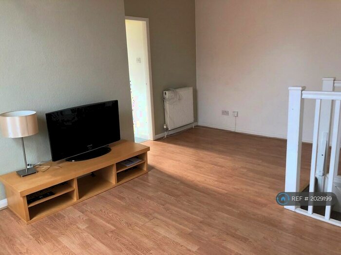 1 Bedroom Flat To Rent In Albany Street East, South Shields, NE33