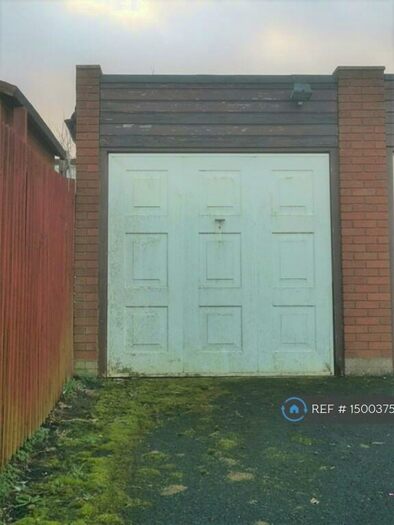 3 Bedroom Semi-Detached House To Rent In Highfield Road, Halesowen, B63