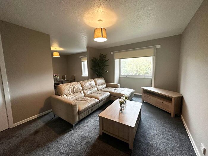 2 Bedroom Flat To Rent In Speckled Wood Court, Dundee, DD4