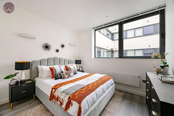 1 Bedroom Flat To Rent In Capital Drive, Linford Wood, MK14