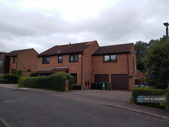 5 Bedroom Detached House To Rent In Gatcombe, Great Holm, Milton Keynes, MK8