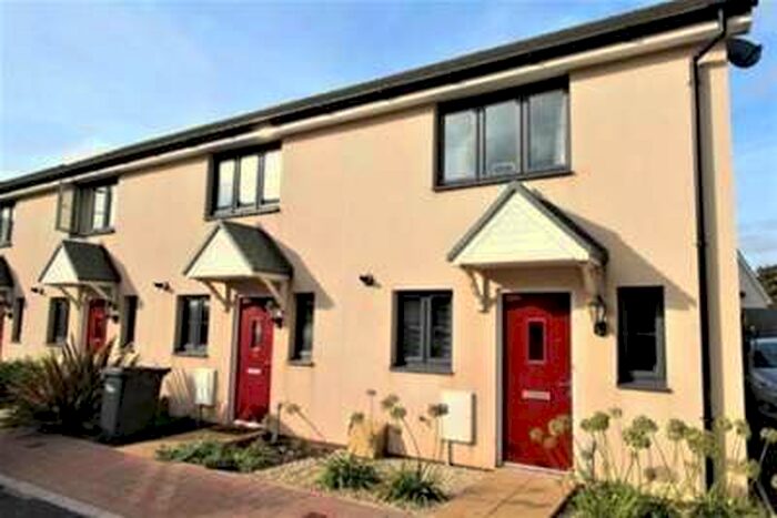 2 Bedroom House To Rent In Mimosa Way, Paignton, TQ4