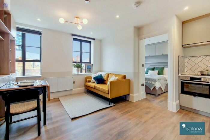 1 Bedroom Cottage To Rent In Alloa Road, London, SE8