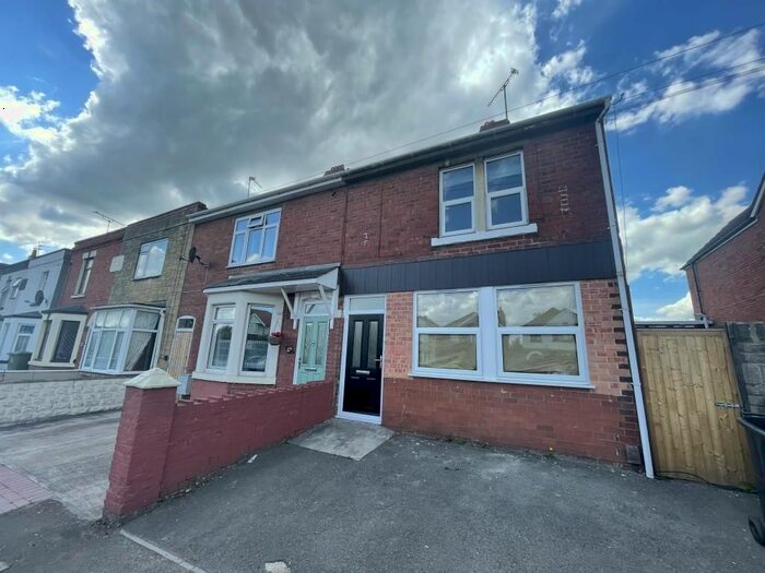 1 Bedroom Flat To Rent In Cricklade Road, Swindon, SN2