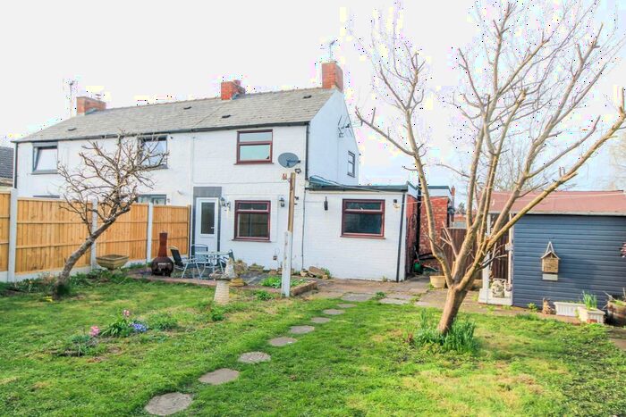 2 Bedroom Semi-Detached House To Rent In Mount Pleasant, Ilkeston, DE7