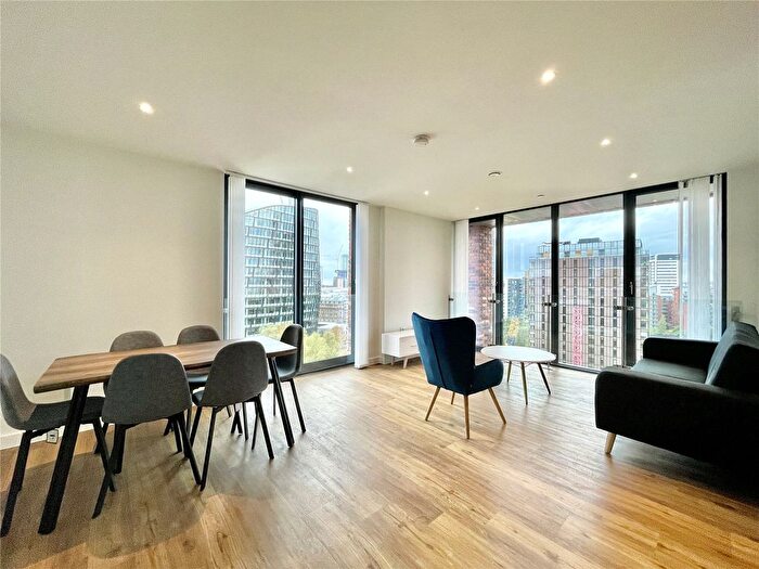 3 Bedroom Flat For Sale In Mount Yard, Meadowside, Old Mount Street, Manchester, M4