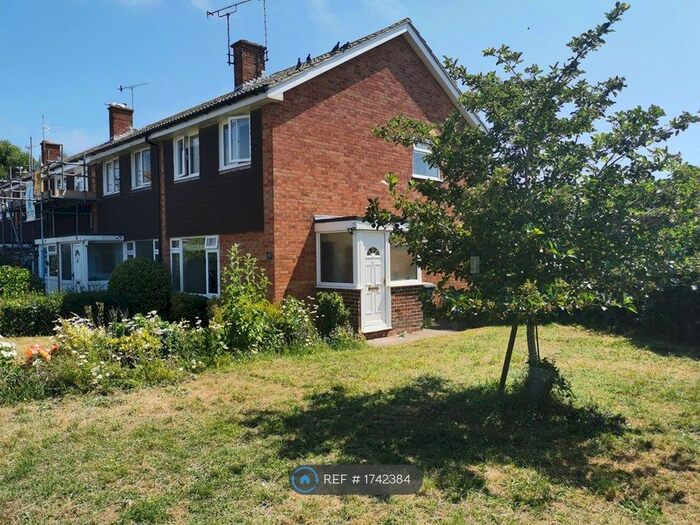 3 Bedroom End Of Terrace House To Rent In Chanctonbury Road, Littlehampton, BN16