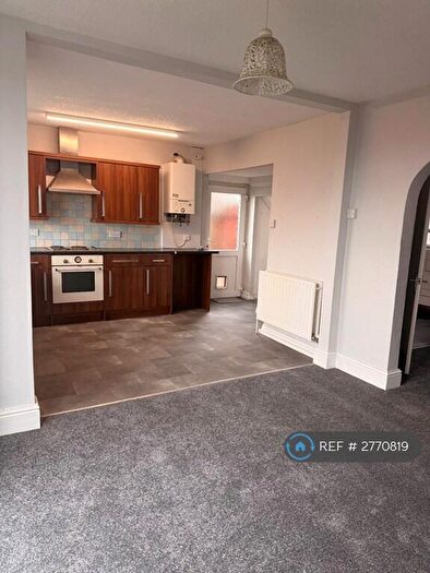 3 Bedroom Semi Detached House To Rent In Jubilee Road, Knowle, Bristol, BS4