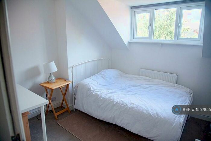 5 Bedroom Terraced House To Rent In School Road, Sheffield, S10