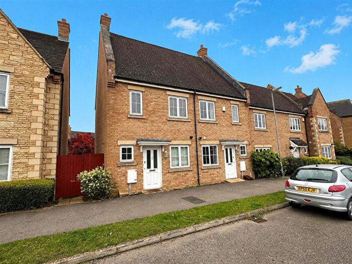 2 Bedroom Semi-Detached House For Sale In Roman Road, Corby, NN18