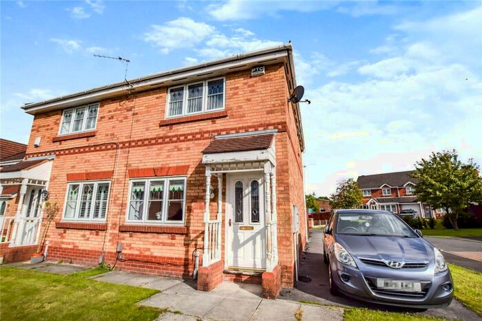 3 Bedroom End Of Terrace House To Rent In Chendre Close, Swinton, Manchester, M27