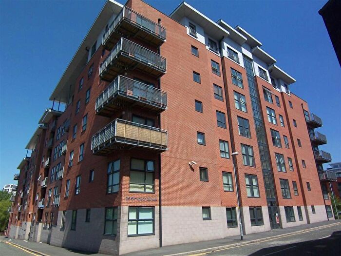 2 Bedroom Apartment To Rent In The Linx, City Centre, M4