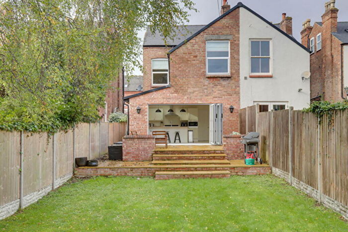 5 Bedroom Semi-Detached House For Sale In Henry Road, West Bridgford, Nottingham, NG2
