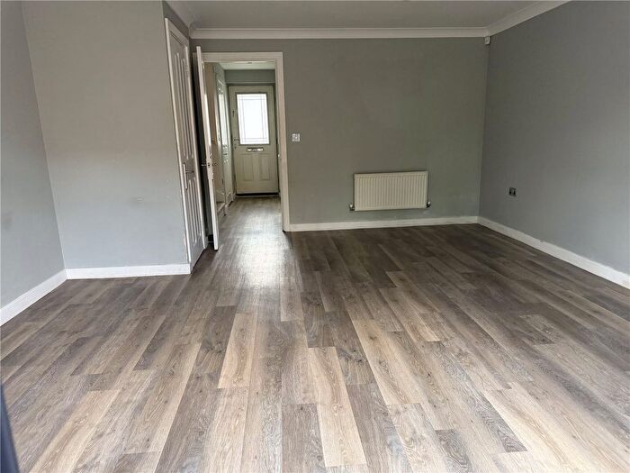 3 Bedroom Semi-Detached House For Sale In Primrose Walk, Grange Park, Northampton, Northamptonshire, NN4