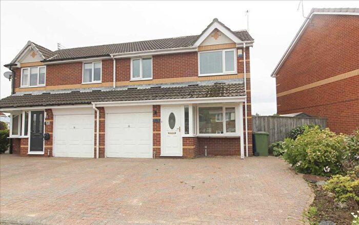 3 Bedroom Semi-detached House For Sale In Delamere Crescent, Hartford Dale, Cramlington, NE23