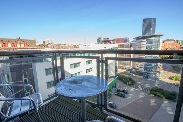 2 Bedroom Apartment To Rent In City Quadrant, Newcastle Upon Tyne, NE1