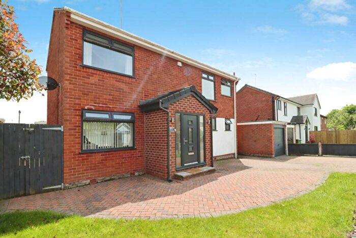 3 Bedroom Detached House For Sale In Gorsefield Avenue, Bromborough, CH62
