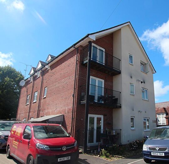 1 Bedroom Flat For Sale In Toynbee Road, Eastleigh, SO50