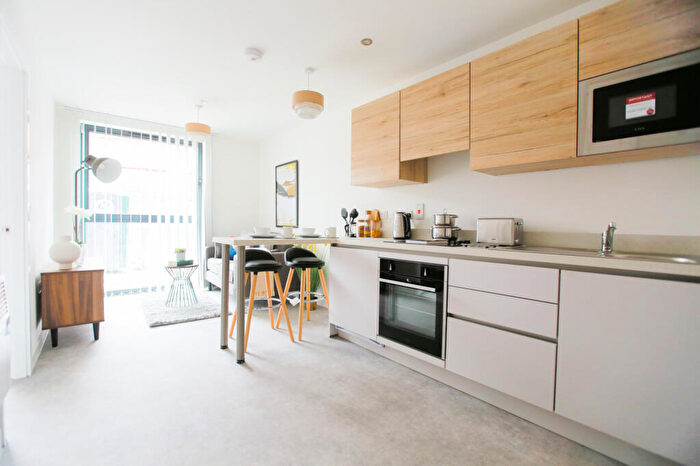 1 Bedroom Apartment To Rent In Henry Street, Sheffield, S3