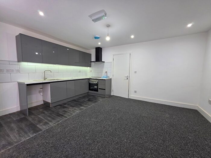 1 Bedroom Flat To Rent In Bridge Street, Walsall, WS1