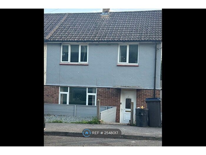 4 Bedroom Semi-Detached House To Rent In Kent Avenue, Canterbury, CT1
