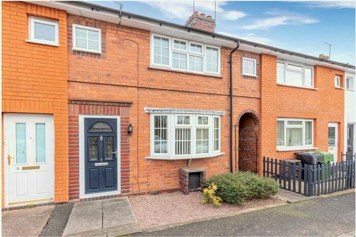 2 Bedroom Terraced House To Rent In Dragoon Fields, Bromsgrove, Worcestershire, B60