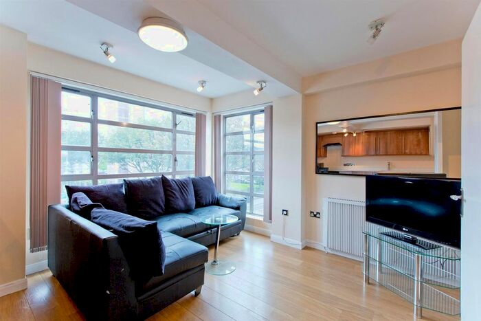 1 Bedroom Flat To Rent In Kingsland Road, Shoreditch, E2