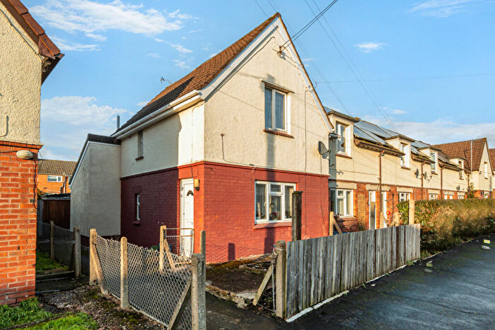 3 Bedroom End Of Terrace House For Sale In Siddalls Gardens, Tiverton, Devon, EX16