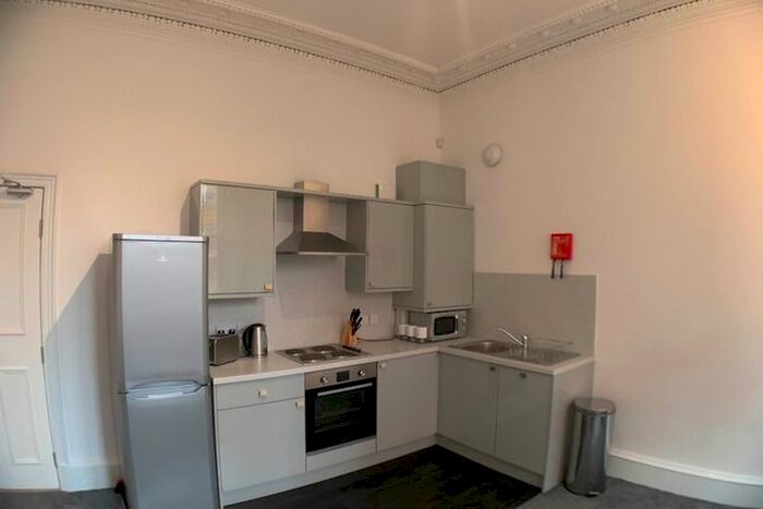2 Bedroom Flat To Rent In Renfrew Street, Garnethill, Glasgow, G3