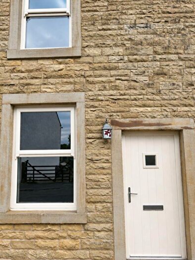 2 Bedroom Terraced House To Rent In Gorple Road, Worsthorne, BB10