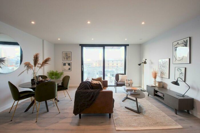 2 Bedroom Duplex To Rent In Circus Street, BN2