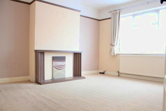 4 Bedroom Property To Rent In New Road, Hillingdon, Uxbridge, UB8
