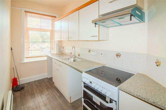 2 Bedroom Apartment To Rent In Swan Street, Petersfield, Hampshire, GU32