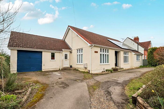 4 Bedroom Detached House For Sale In Wotton-Under-Edge, GL12