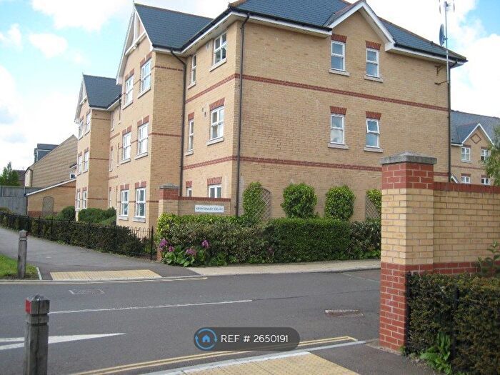 2 Bedroom Flat To Rent In Winstanley Court, Cambridge, CB1