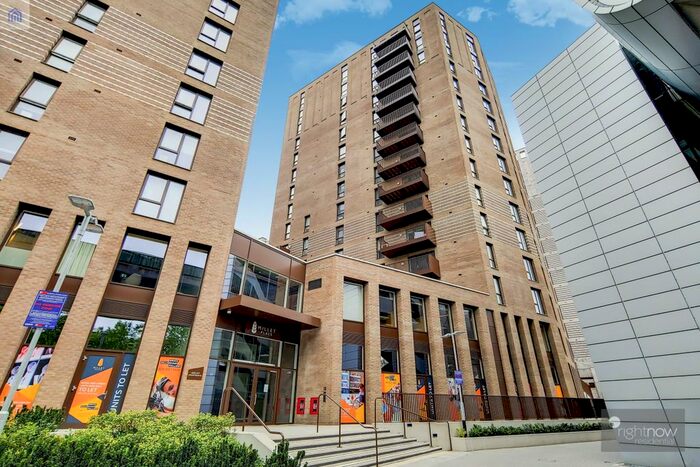 2 Bedroom Flat To Rent In Adlay Apartments, Millet Place, Silvertown, E16