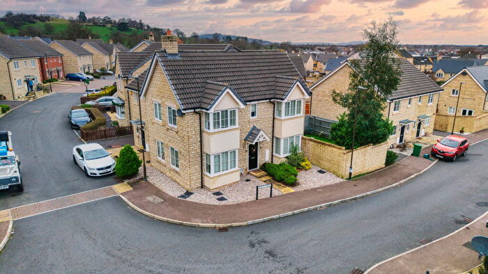 3 Bedroom Semi Detached House For Sale In Avocet Drive, Brockworth, Gloucester, GL3