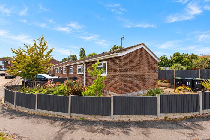 4 Bedroom Semi-Detached Bungalow For Sale In Steed Close, Herne Bay, CT6